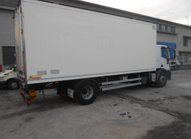 IVECO EUROCARGO 180E30 TRASP. CARNE pieno