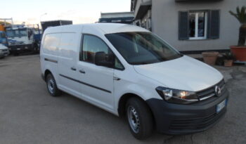 VOLKSWAGEN CADDY pieno