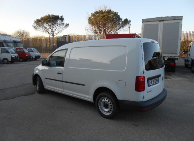 VOLKSWAGEN CADDY pieno