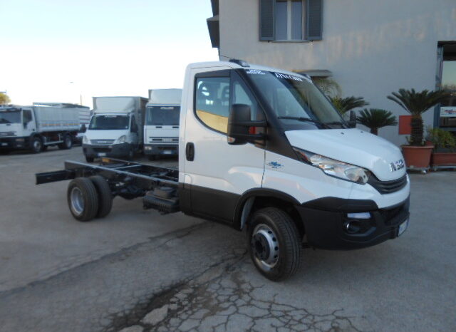 IVECO DAILY 60C18 TELAIO 2018 pieno