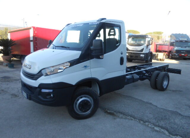 IVECO DAILY 60C18 TELAIO 2018 pieno