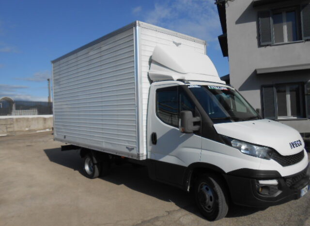 IVECO DAILY 35C17 FURGONATO pieno