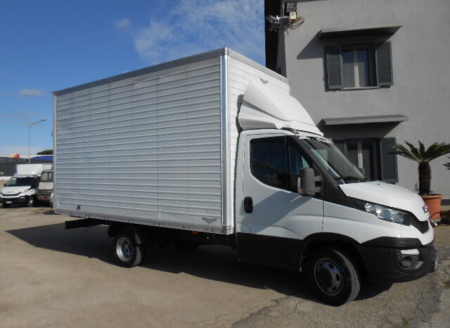 IVECO DAILY 35C17 FURGONATO pieno