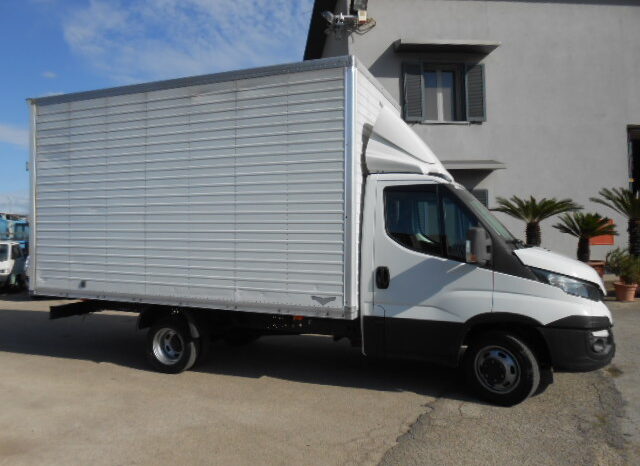 IVECO DAILY 35C17 FURGONATO pieno