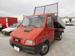 IVECO 35.8 RIBALTABILE TRILATERALE