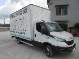 IVECO DAILY 35C18 2021 CON FURGONE IN ALLUMINIO 5 METRI